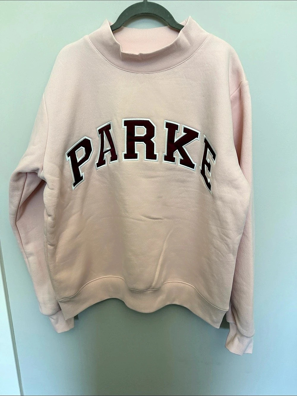 PARKE Varsity Mockneck Logo Sweatshirt Pink S/M